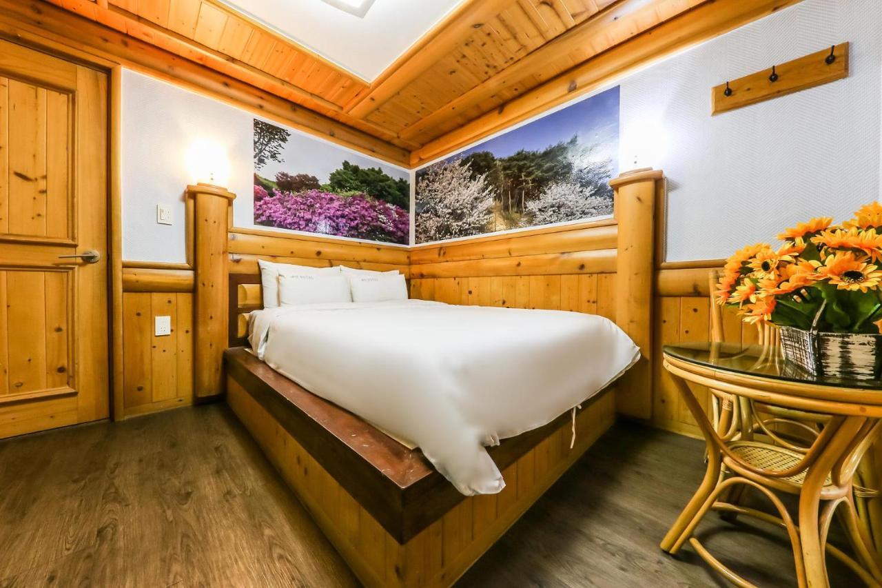 Pine Motel Boryeong Zewnętrze zdjęcie